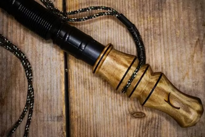 Wooden Buck Grunt Tube